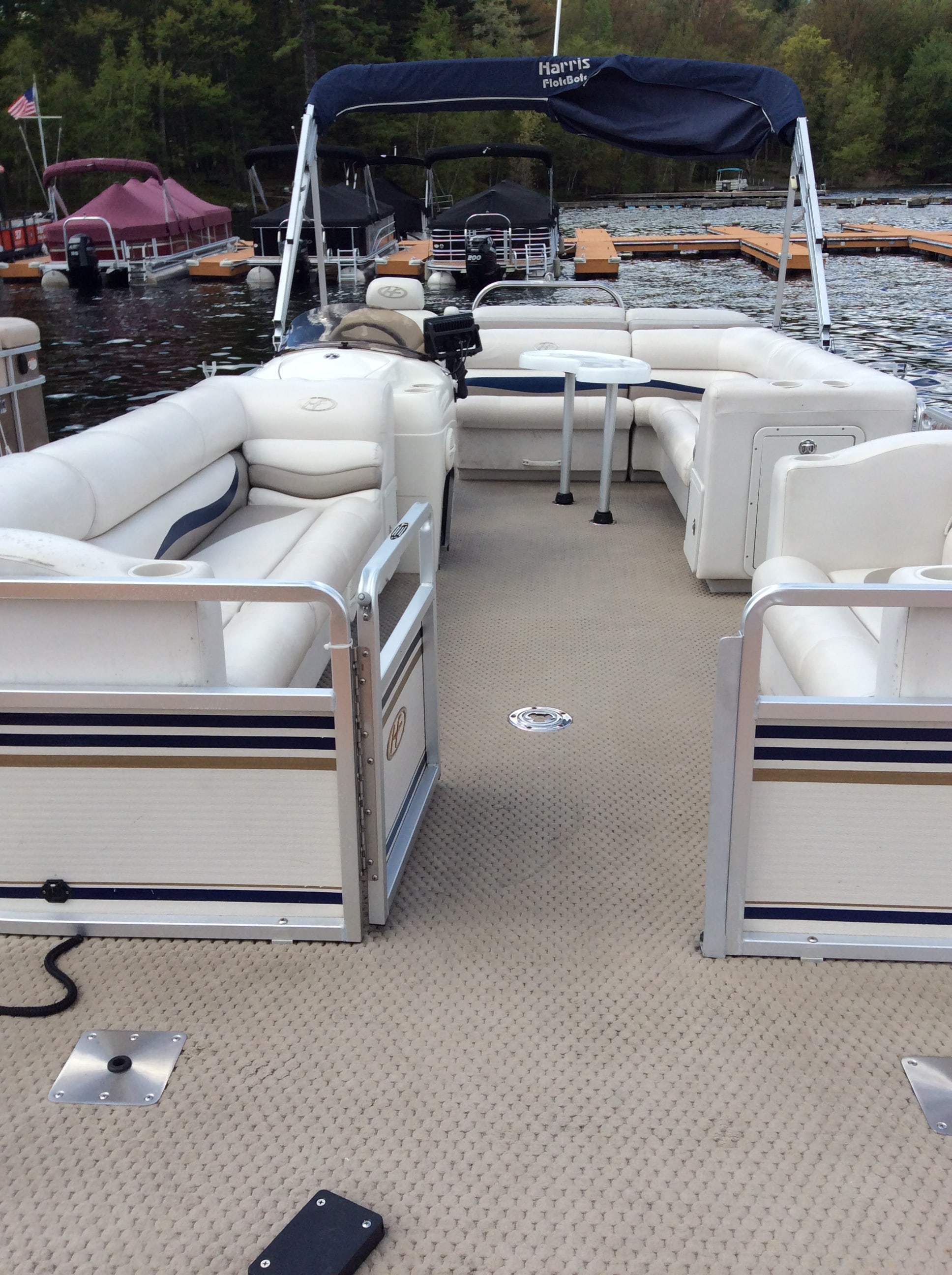 Pontoon Rental Lake Wallenpaupack 1st Klas Marina Tafton Pennsylvania